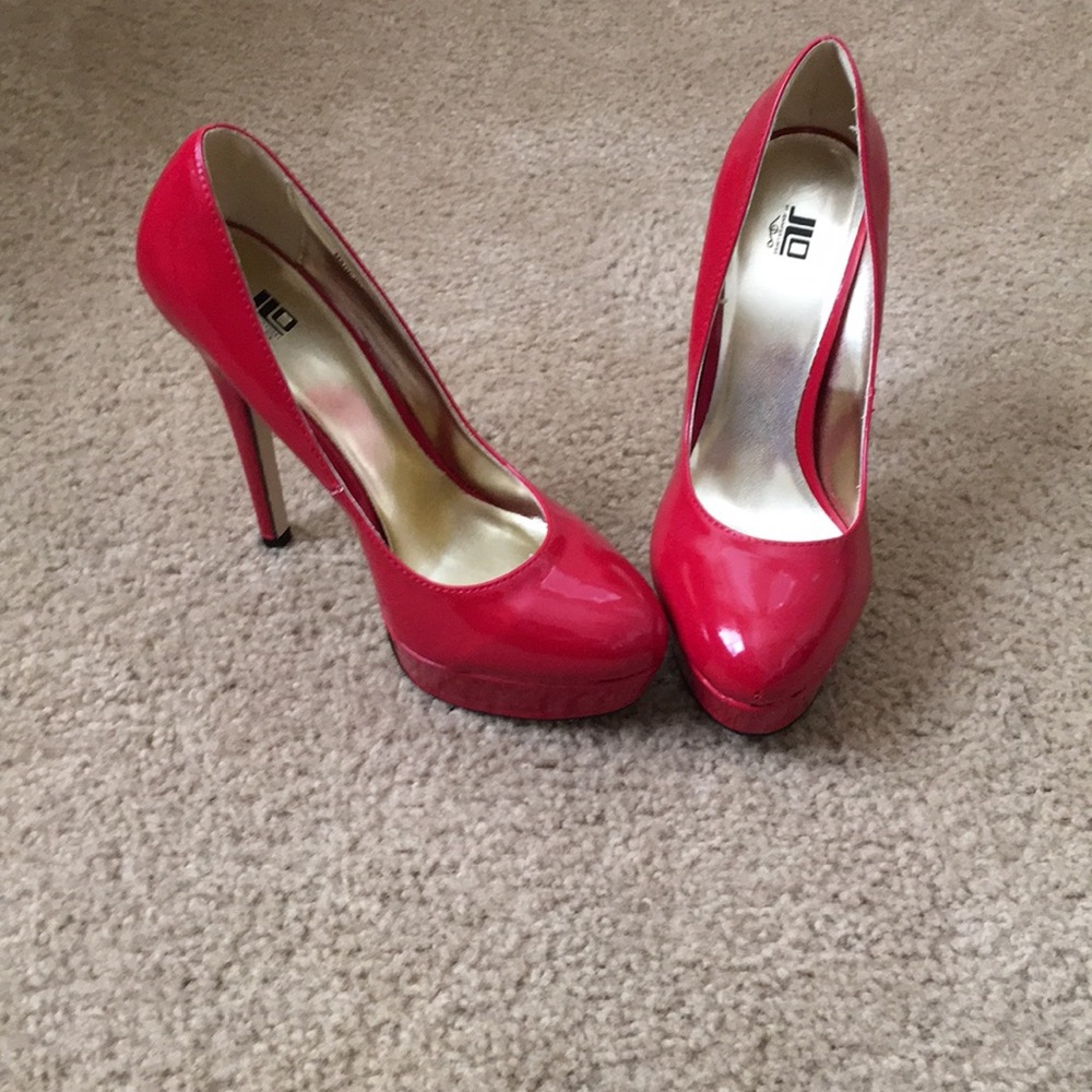 Red shoes